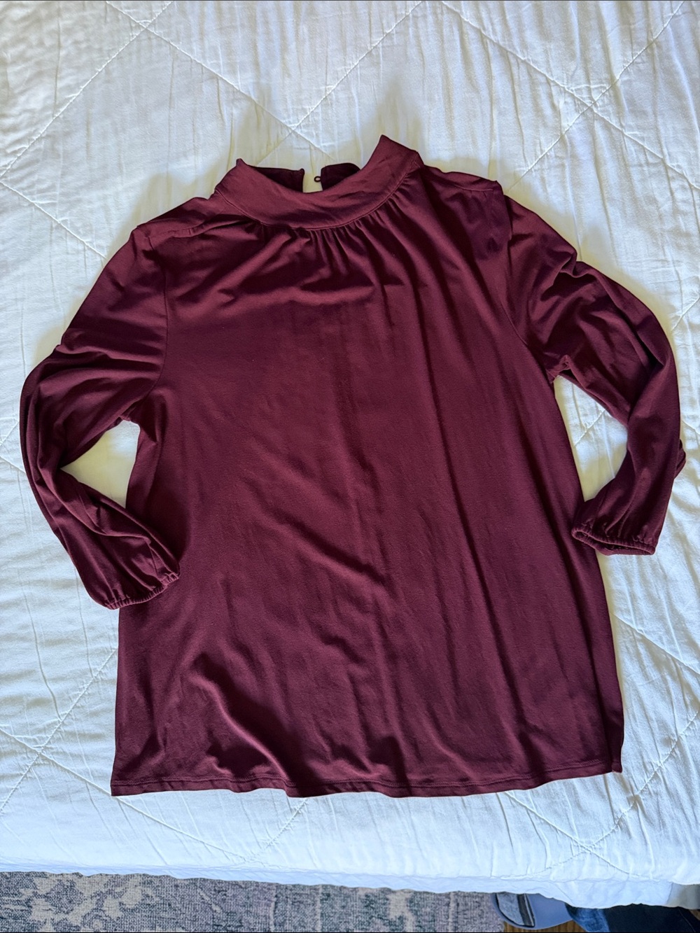 Women's Mock Neck 3/4 Sleeve Top - Burgundy